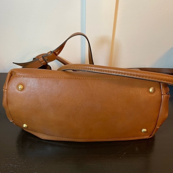 FIORELLI Vegan Leather Flap Satchel Crossbody EUC - Picture 6 of 10